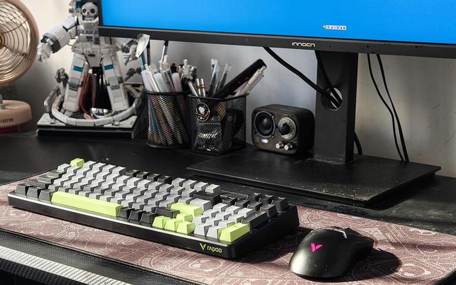 化键盘？热插拔、RGB灯光全给你开元棋牌试玩年轻人的第一把客制(图2)