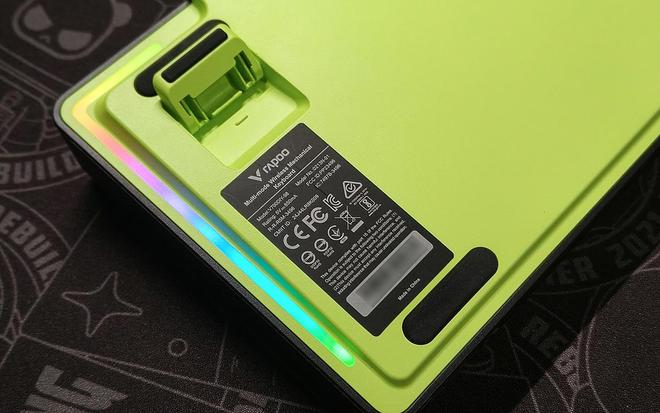 化键盘？热插拔、RGB灯光全给你开元棋牌试玩年轻人的第一把客制(图5)